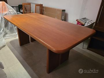 Tavolo in legno