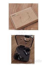 lotto 2 paia cuffiette bluetooth (Nothing,Aukey)