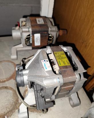Motori elettrici per lavatrice 