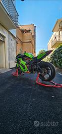 kawasaki zx10r 