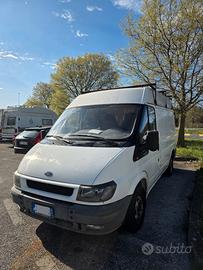 FURGONE TRANSIT da riparare