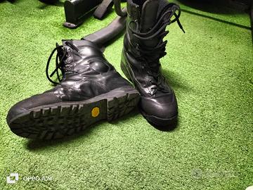 Scarponi da lavoro/Anfibi