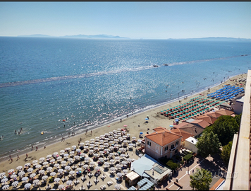 Appartamento sul mare con posto auto