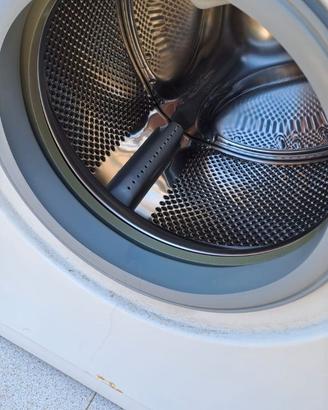 Lavatrice Whirlpool AWO D 7086 -30 ---- GUASTA
