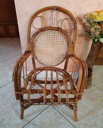 Vecchia poltroncina in bambù/vimini vintage 