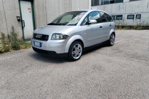 AUDI A2 1.4 16 Valvole Benzina Neopatentati