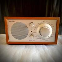 radio Tivoli Model One