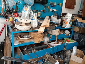 Banco officina in ferro, completo