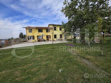 Villa bifamiliare Melara [Cod. rif 3262192VRG]