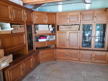 Mobile ad angolo in rovere