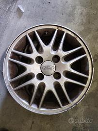 Cerchi in lega originali Ford 15 pollici (4 fori)