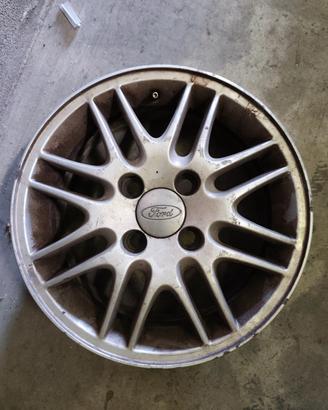Cerchi in lega originali Ford 15 pollici (4 fori)