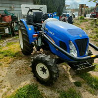 New Holland boomer 35