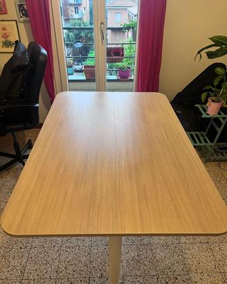 Scrivania Bekant Ikea 120x80