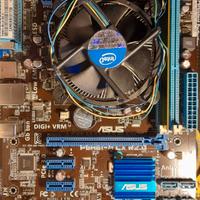 Scheda madre computer