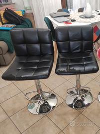 Sgabello con alzata regolabile