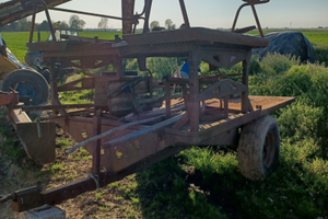 Carro raccolta trainato