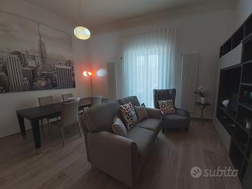 Trivani mq.80 arredato pieno centro matera