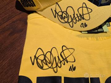 maglietta e cappellino autografati Valentino rossi