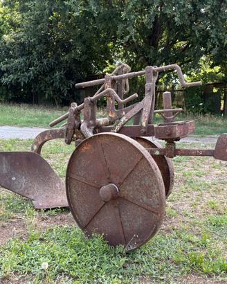 Aratro agricolo per Landini L25/30