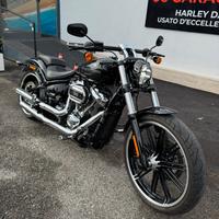 Harley-Davidson softail breakout 114