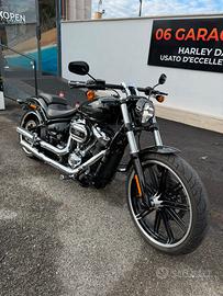 Harley-Davidson softail breakout 114