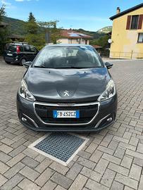 Peugeot 208 1.6 hdi 75 cavalli (neopatentati)