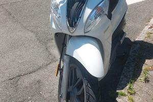 Kymco people one 125i