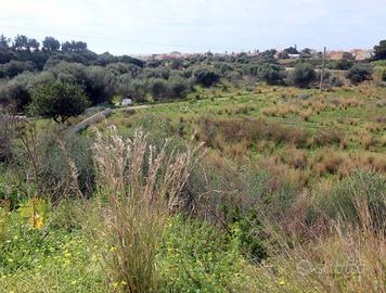 Terreno Agricolo di 6.816 m² a Ragusa