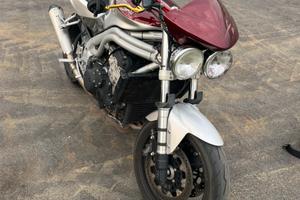 Triumph daytona 955i
