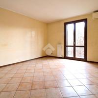 3 LOCALI A SAN MARTINO SICCOMARIO