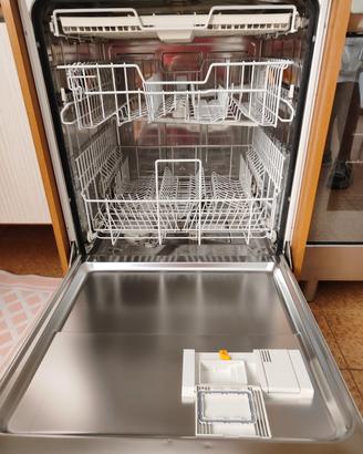 lavastoviglie MIELE