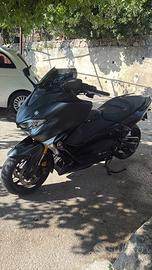 TMAX 530 sx SPORT EDITION