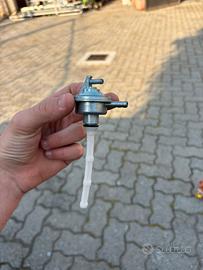 rubinetto benzina