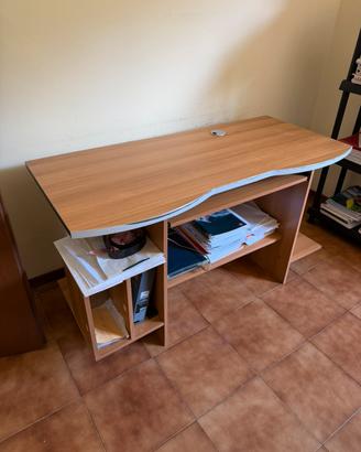 Scrivania moderna ufficio/cameretta