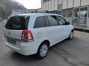 OPEL ZAFIRA 1.6 TURBO BENZINA E METANO 