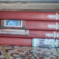 Fumetto manga Monster Deluxe Edition 