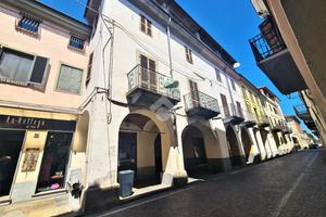 PALAZZINA A CRESCENTINO