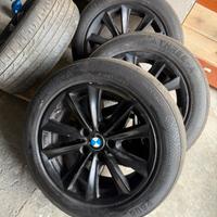 Cerchi e gomme da 17 per bmw