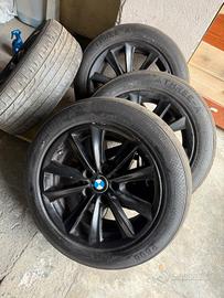Cerchi e gomme da 17 per bmw
