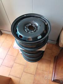 cerchi mini da 15 F55 F56 F57 con copricerchi 