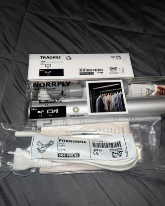 Kit illuminazione armadio IKEA