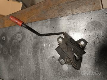 serratura cofano anteriore Lancia Ypsilon 