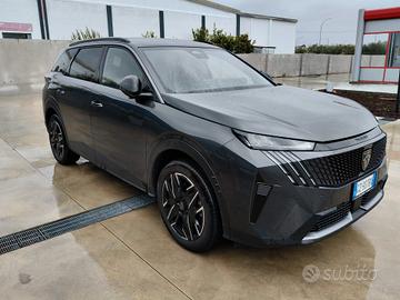 Peugeot 5008 Hybrid 145 e-DCS6 Allure 7 posti