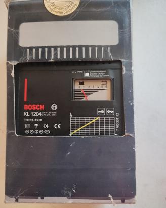 Carica batteria bosch 12v per scooter e moto