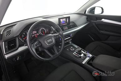AUDI Q5 Q5 40 TDI quattro S tronic Business