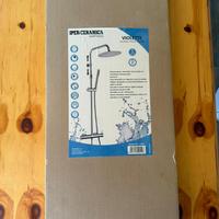 Colonna doccia da muro con miscelatore