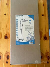 Colonna doccia da muro con miscelatore