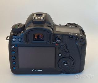 Canon 5D Mark IV  36.000 scatti + tanti accessori