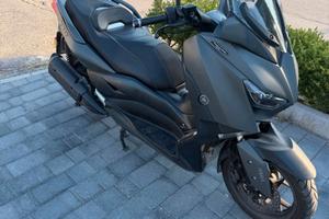 YAMAHA X MAX TECH MAX 2021